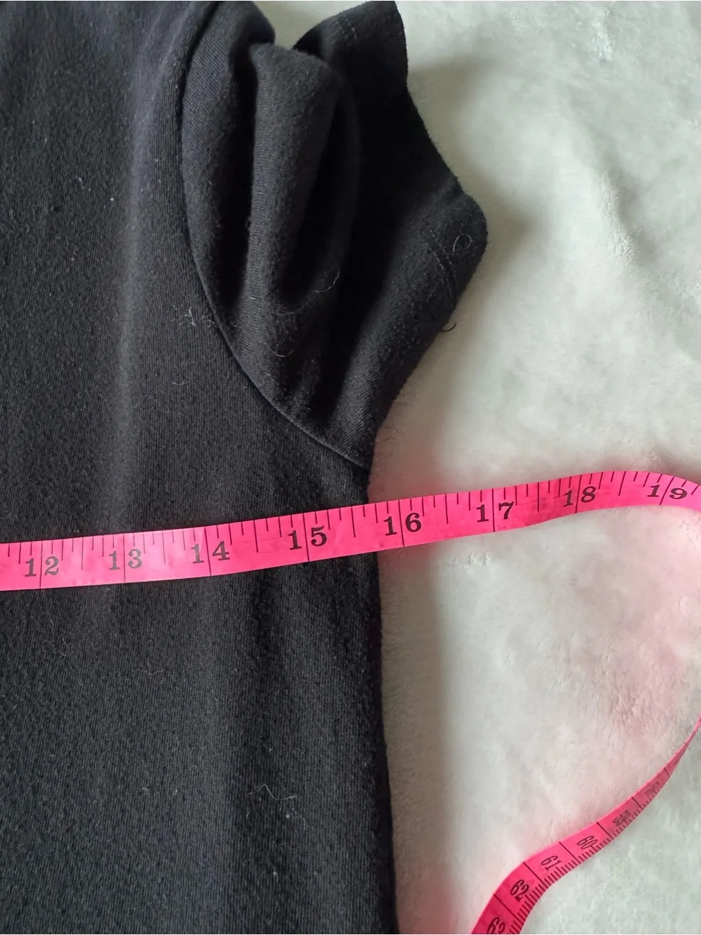 Old Navy Black V-Neck Short Sleeve Tee